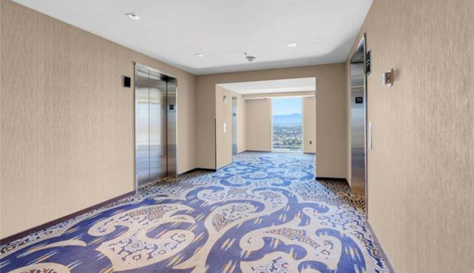 Luxe Condo Balcony Strip View Free Parking Las Vegas